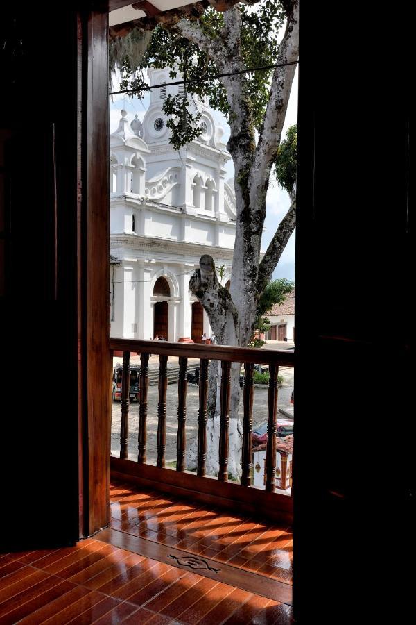 Marias Family Hotel *